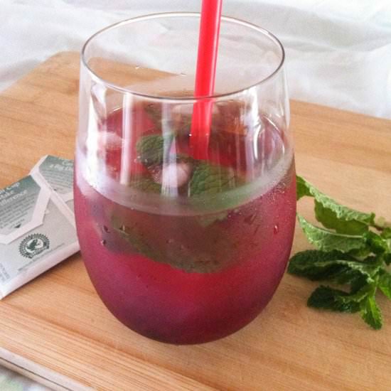 Blackberry Mint Iced Tea Lemonade