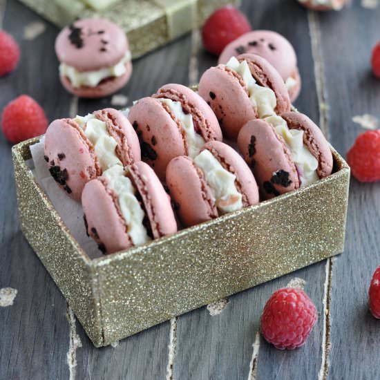 Macarons with cheesecake