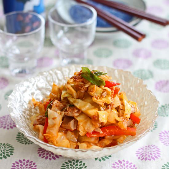 Spicy tuna and cabbage