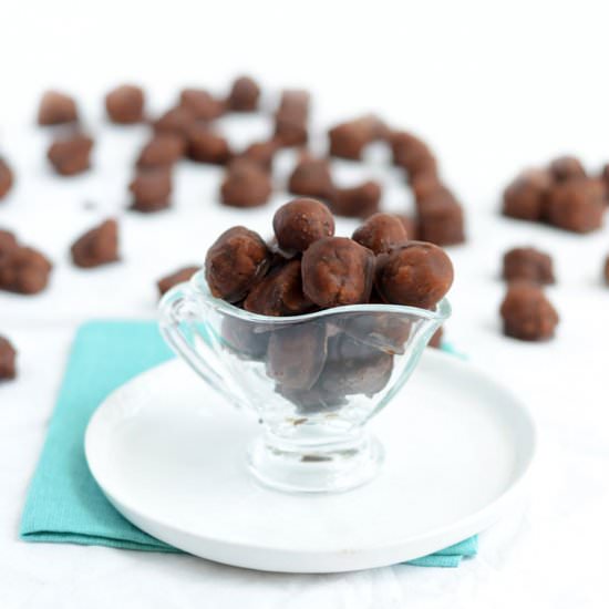 Chocolate Chip Cookie Dough Bites