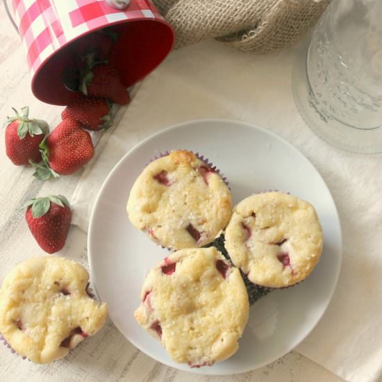 Strawberry Cheesecake Muffins
