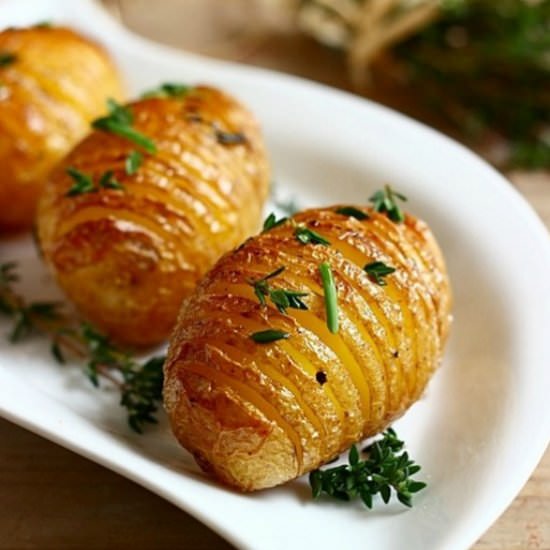 Baked Potatoes with Thyme