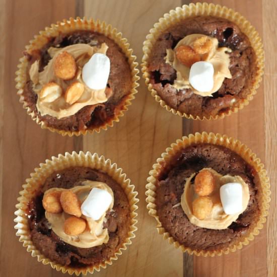 Peanut Mallow Brownie Cups