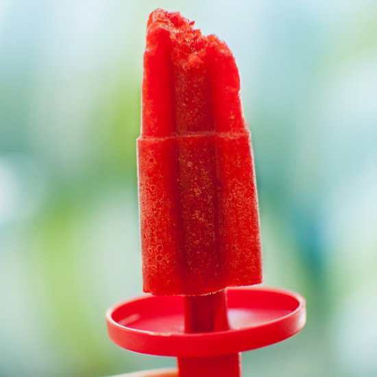 Homemade Strawberry Popsicles