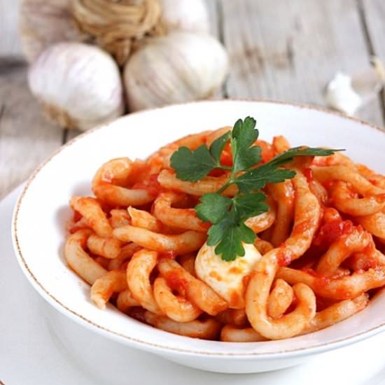 Pici all’aglione