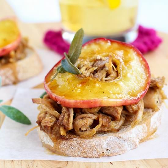 Pulled Pork Crostini