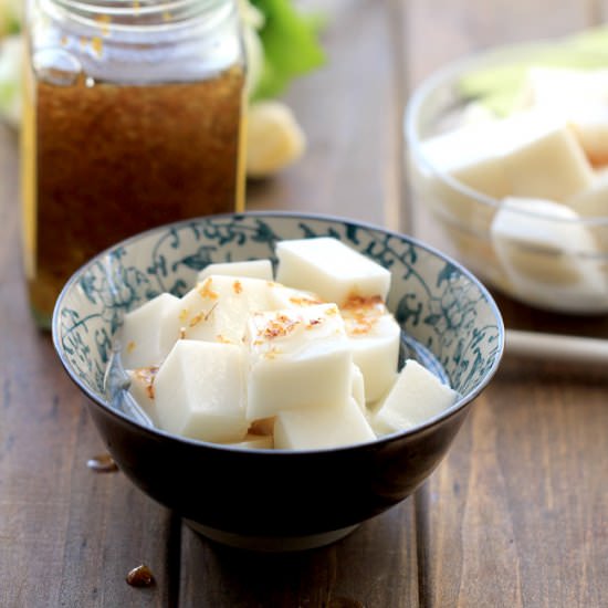 Chinese Almond Tofu (Almond Jelly)
