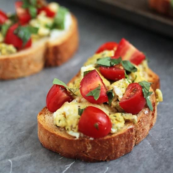 Breakfast Bruschetta