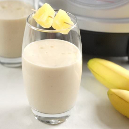 Coconut, Pineapple and Banana Smoothie