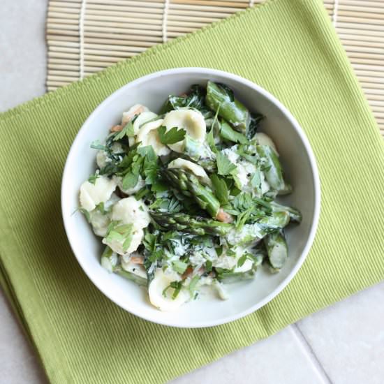 Kale & Asparagus Pasta Alfredo
