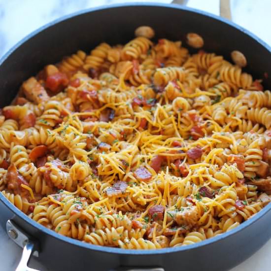 One Pot BBQ Chicken Pasta