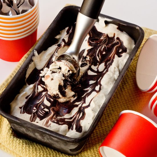 No Churn Oreo Fudge Swirl Ice Cream