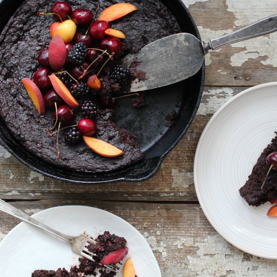 Flourless Blackberry Chocolate Cake