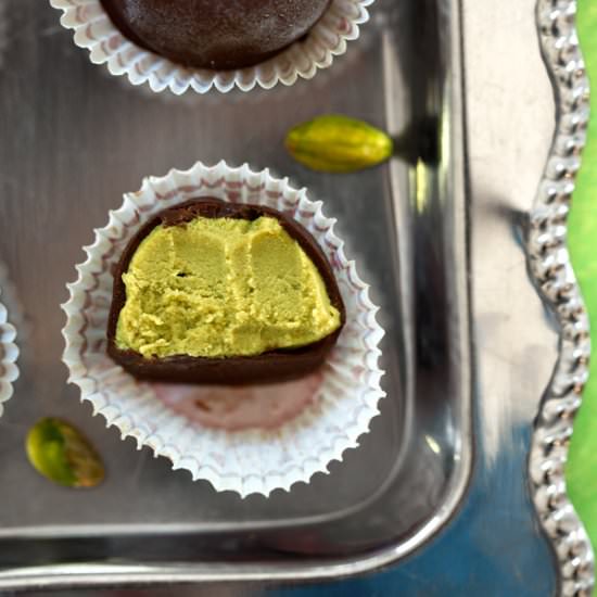 Vegan Pistachio Ice Cream Truffles