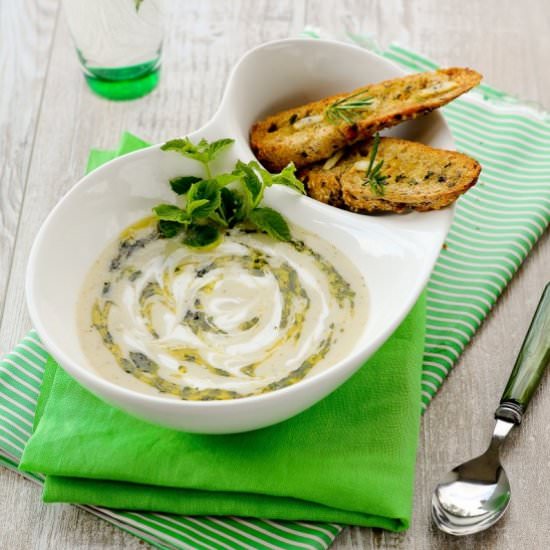 Parsley and Apple Soup