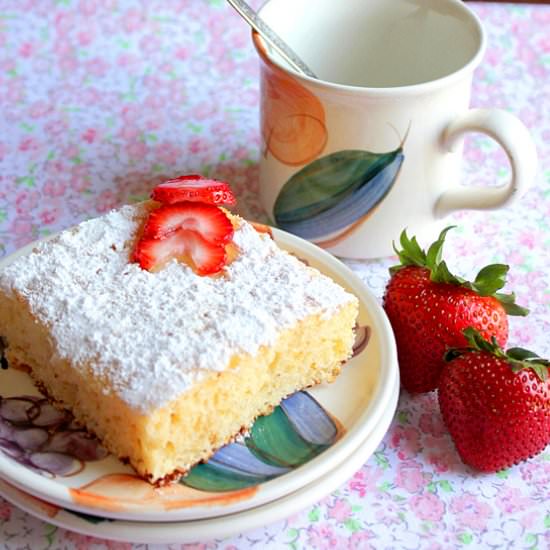Light Vanilla Cake