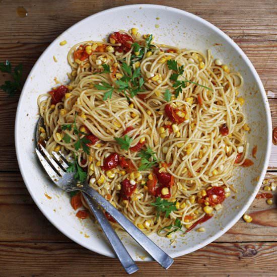 Pasta with Summer Corn and Tomatoes