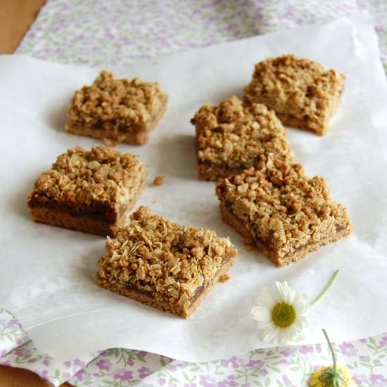 Jam and Rye Crumble Bars