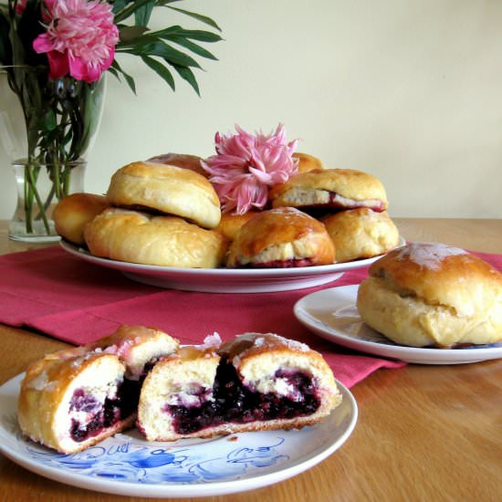 Blueberry Buns – Jagodzianki