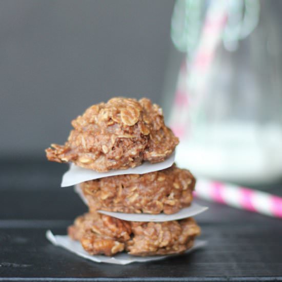No Bake Chocolate Oatmeal Cookies