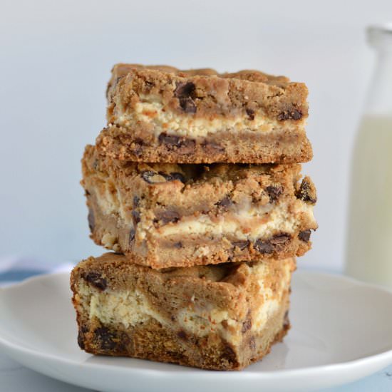 Cheesecake stuffed cookie bars