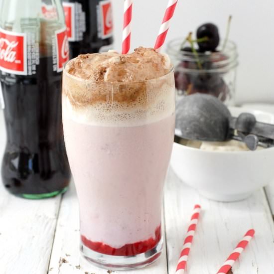 Cherry-Cola Milkshake