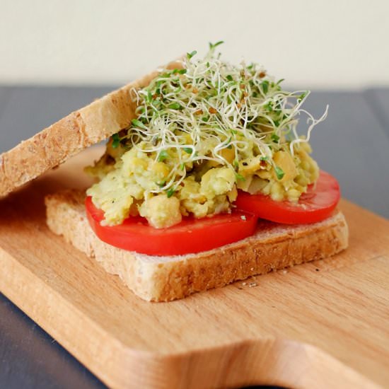 Avocado-Chickpea-Sandwich