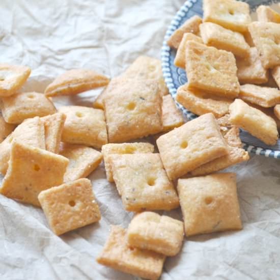 Thyme and Black Pepper Cheez-Its