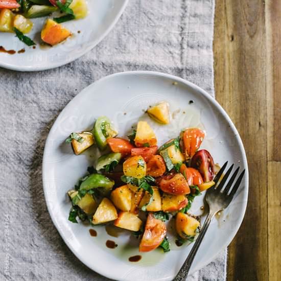 Summer Peach and Tomato Salad