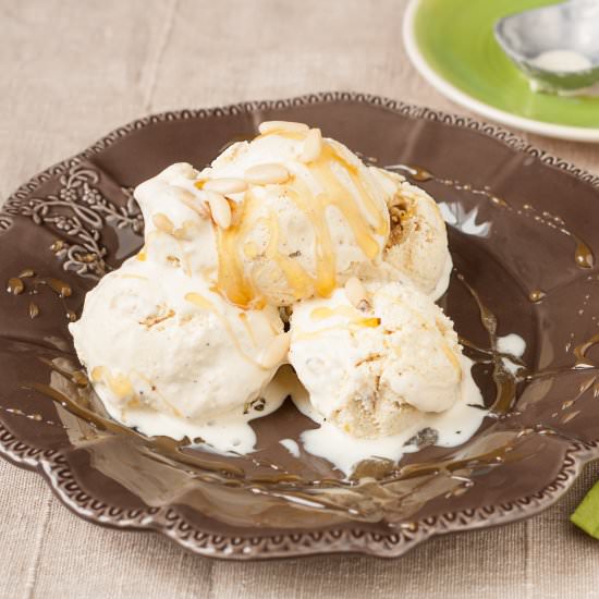 Cinnamon Gelato with Pine Nuts