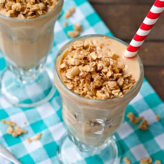 Peach Crisp Smoothie