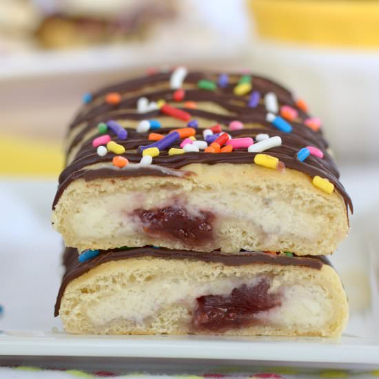 Banana Split Cheesecake Rolls