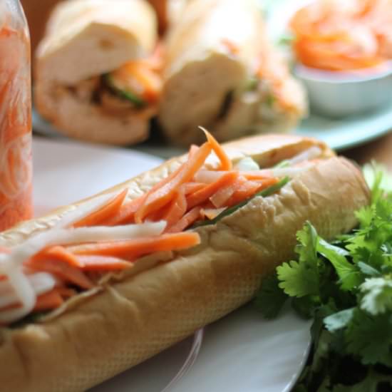 Daikon Carrot Banh Mi Pickles