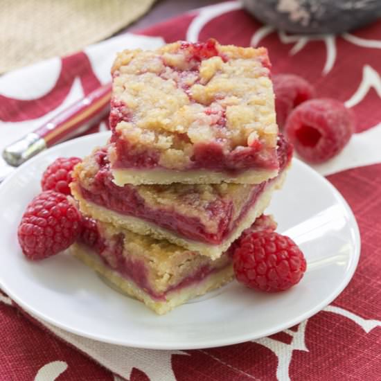 Streusel Topped Raspberry Squares