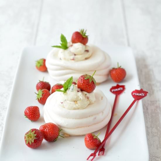 Pimms Pavlova