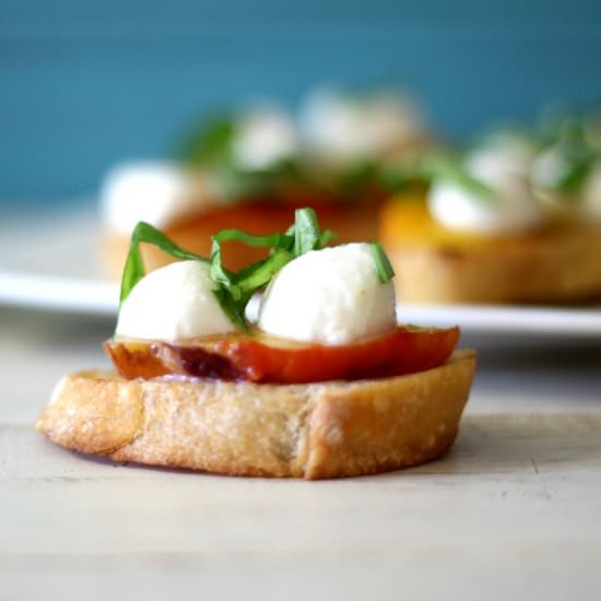 Grilled Peach Bruschetta