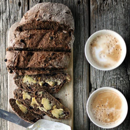 Walnut and Currant Bread