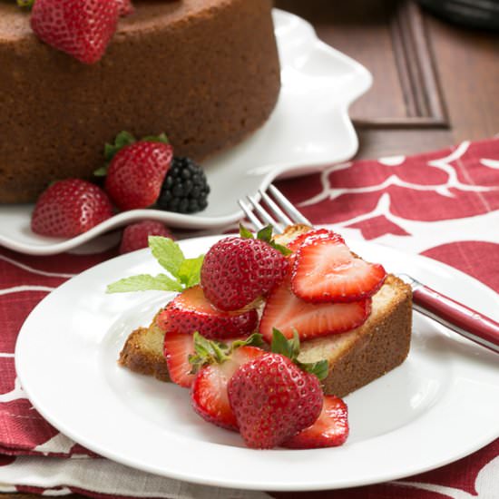 Vanilla Pound Cake