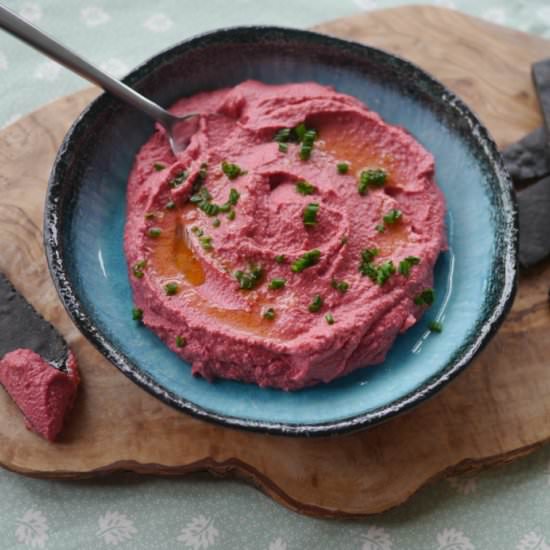 Beetroot Hummus