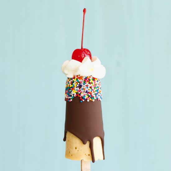 Banana Split Pudding Pops