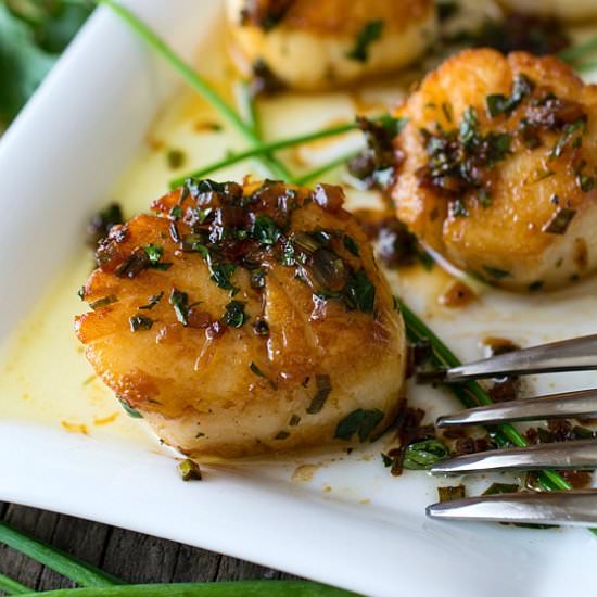Perfect Pan Seared Scallops