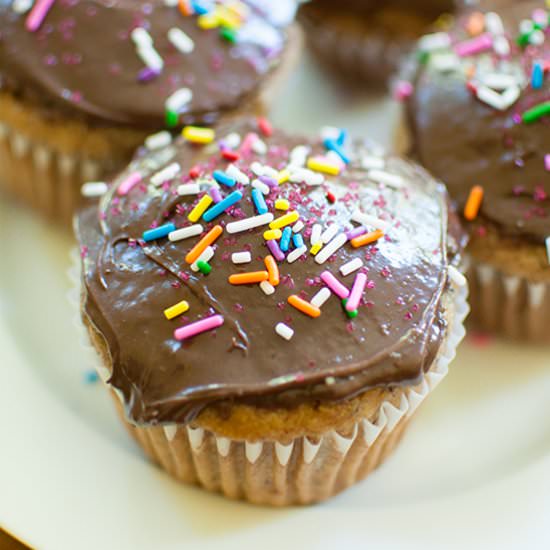 Easy Homemade Banana Cupcakes