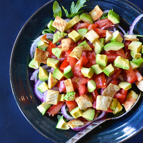 Avocado and Tomato Arugula Salad