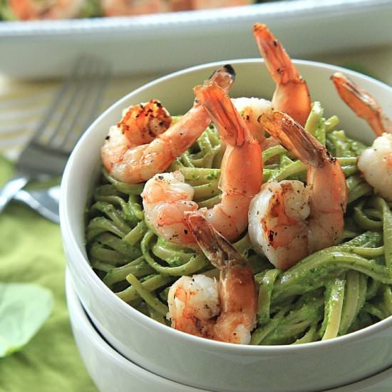 Spinach Pesto Pasta with Shrimp
