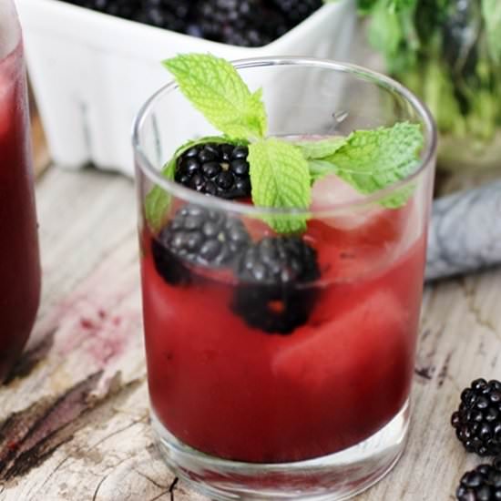 Blackberry Lemonade Mojito