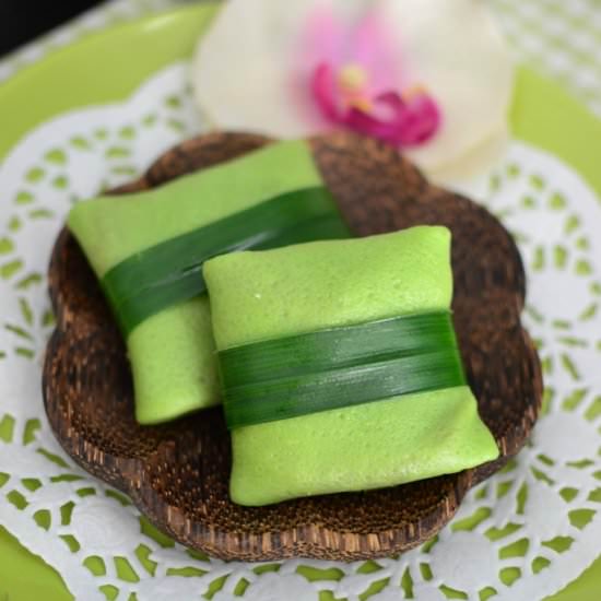 Pandan Crepes With Coconut filling