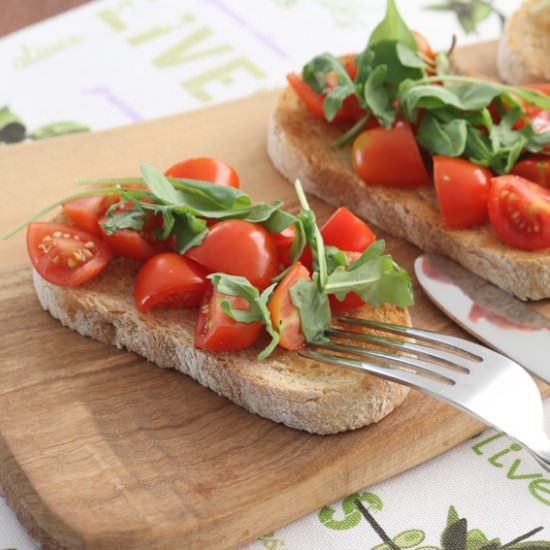 Tomato bruschetta
