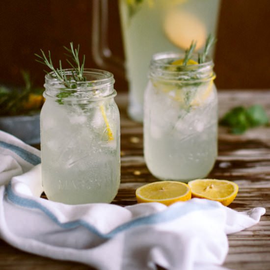 Mint & Rosemary Lemonade w Vanilla