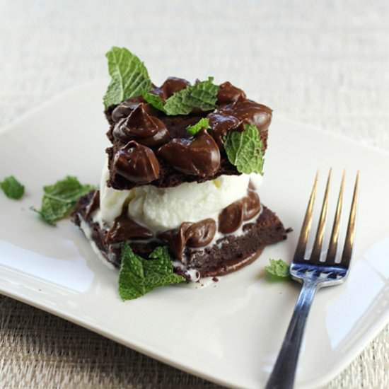 Mint Chocolate Sable with Iced Milk