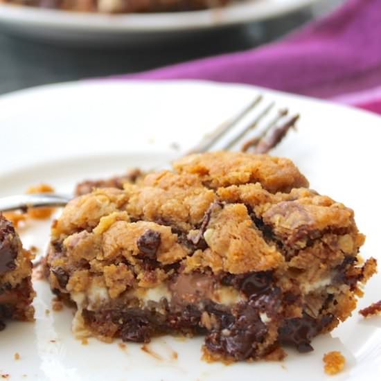 Cookie Cheesecake Bars
